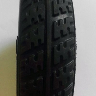 工廠定制生產(chǎn) 橡膠掃地機(jī)輪胎、遙控車輪胎與硅橡膠制品的全方位解決方案